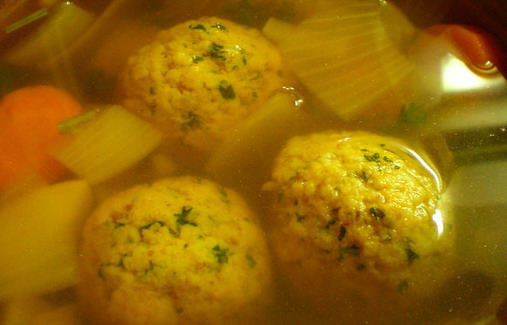 Maceszgombóc leves, Forrás: fuzzychef.org 510459014_fPxVm-M