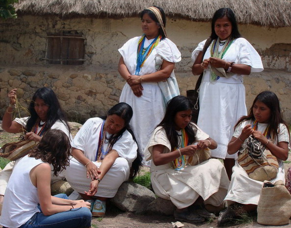 Arhuaca asszonyok, (Kolumbia), Forrás:  womenscampaigninternational.org