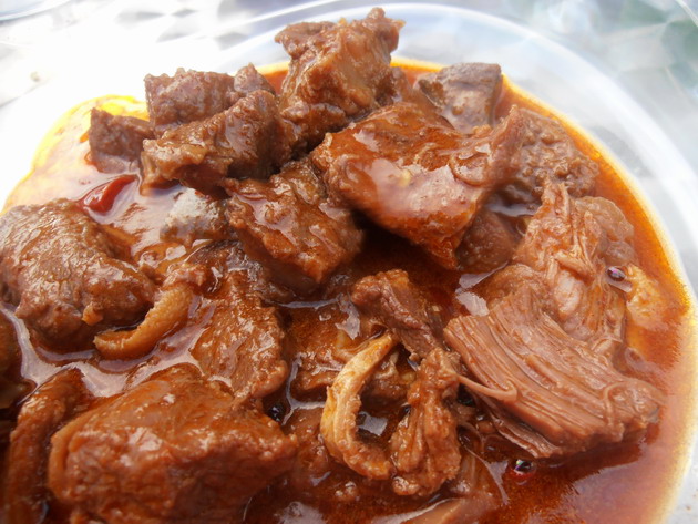 Birkapörkölt, Fotó: Csíki Sándor P6090103