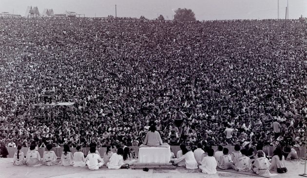 A woodstocki nyitó ceremónia 1969. augusztus 14-én 